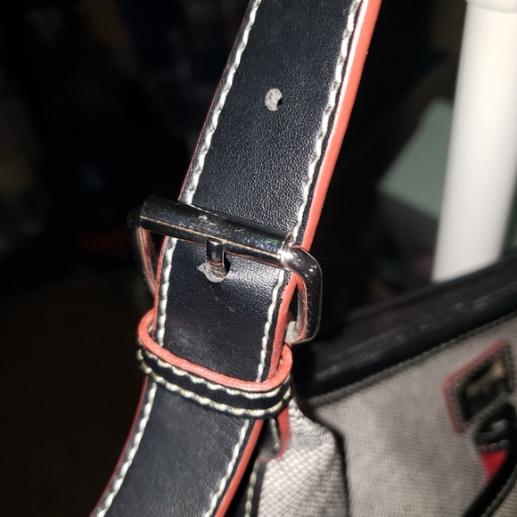 TOMMY HILFIGER SPORT BAGUETTE NWOT - Picture 6 of 8